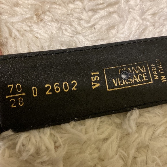 Gianni Versace Italy patent black leather woman’s rhinestone belt vintage - Picture 6 of 7